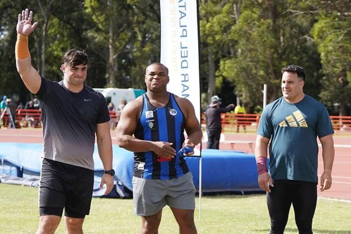 Sasia y Carballo fueron los medallistas argentinos en lanzamiento de bala. (@alesalgadomdq)