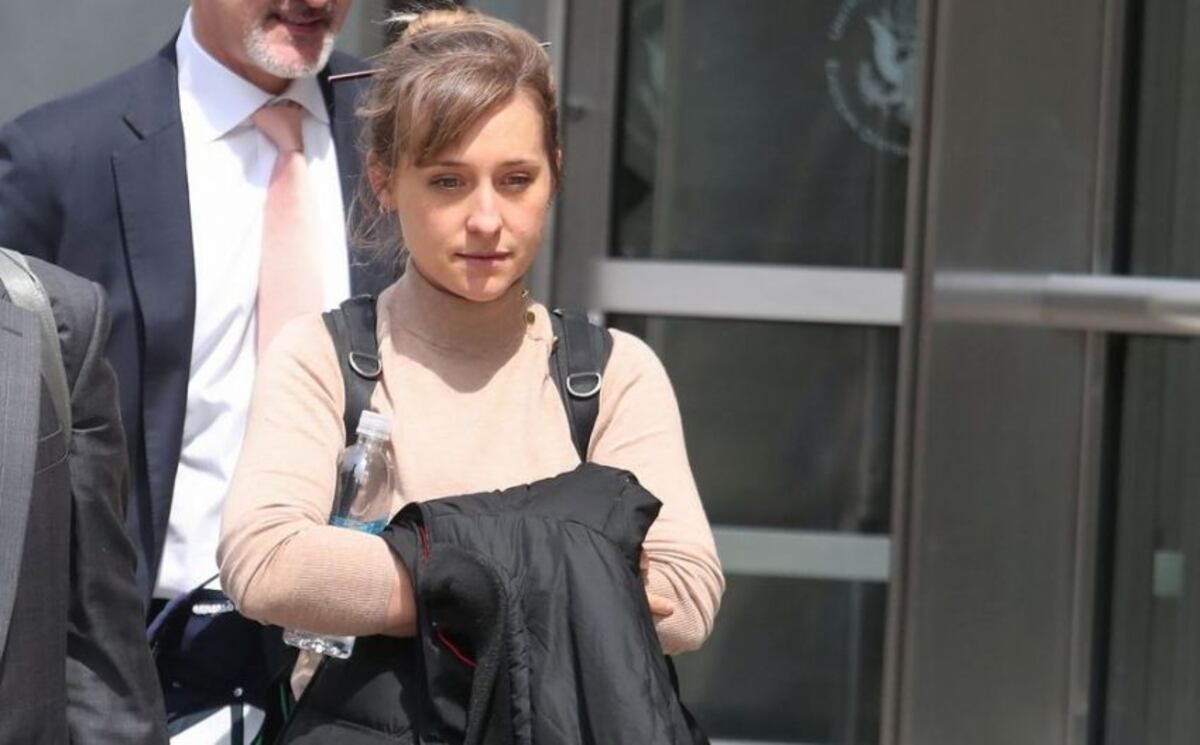 Allison Mack se declaró culpable por el caso de la secta sexual