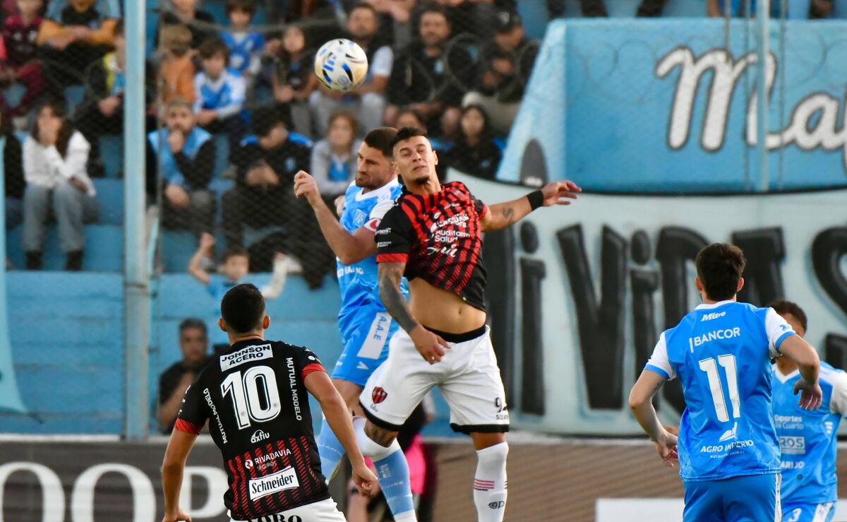 Estudiantes de Río Cuarto enfrentó de local a Patronato por la Primera Nacional. (Tomy Fragueiro / La Voz)