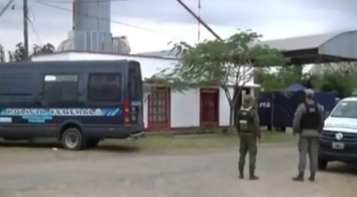 Corrientes. Otro allanamiento en la casa del matrimonio imputado (Gentileza diario Época).
