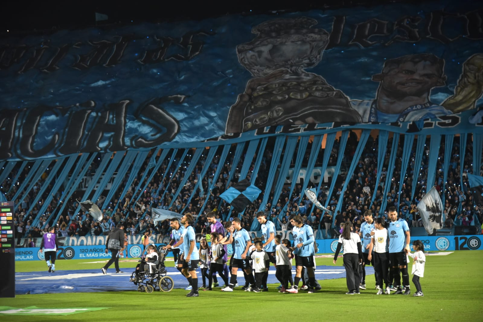 Belgrano recibió a Boca en el Gigante de Alberdi, por la fecha 13 del Apertura 2025. (Facundo Luque / La Voz)