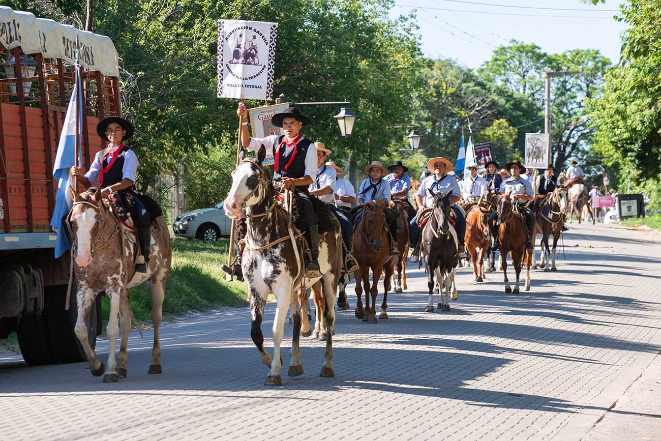 El campo de doma ofreció al público una experiencia auténticamente arraigada en la cultura criolla.
