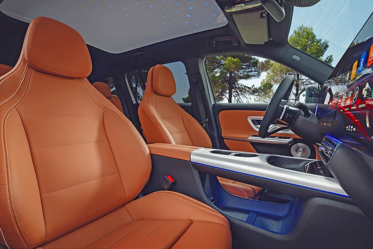 El interior premium de la nueva generación se actualizó, sumando lujo y tecnología.