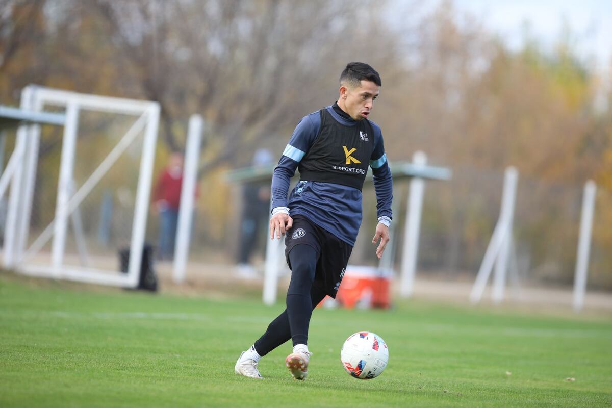 el volante Mariano Miño cumplió la fecha de suspensión y regresa al equipo titular (Prensa Belgrano)