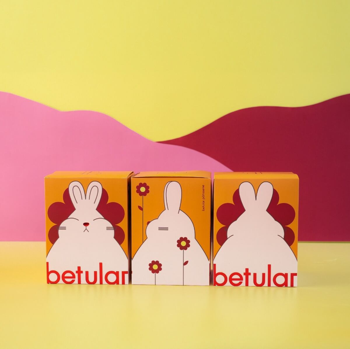 La presentación de los conejitos de Pascua que Damián Betular vende en su patisserie de Villa Devoto. (Foto: Instagram @betular.patisserie)