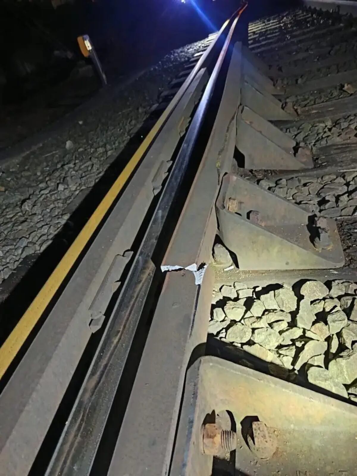 Descarrilamiento de un tren de mercancías peligrosas en Irún, España.