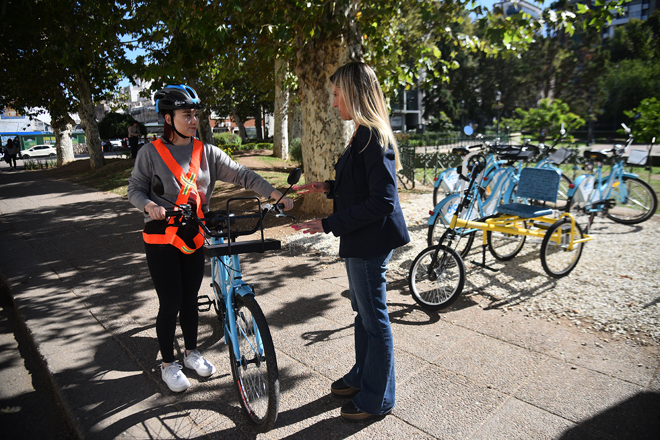 El servicio otorga la bicicleta junto con elementos de seguridad. (Foto: Pedro Castillo)