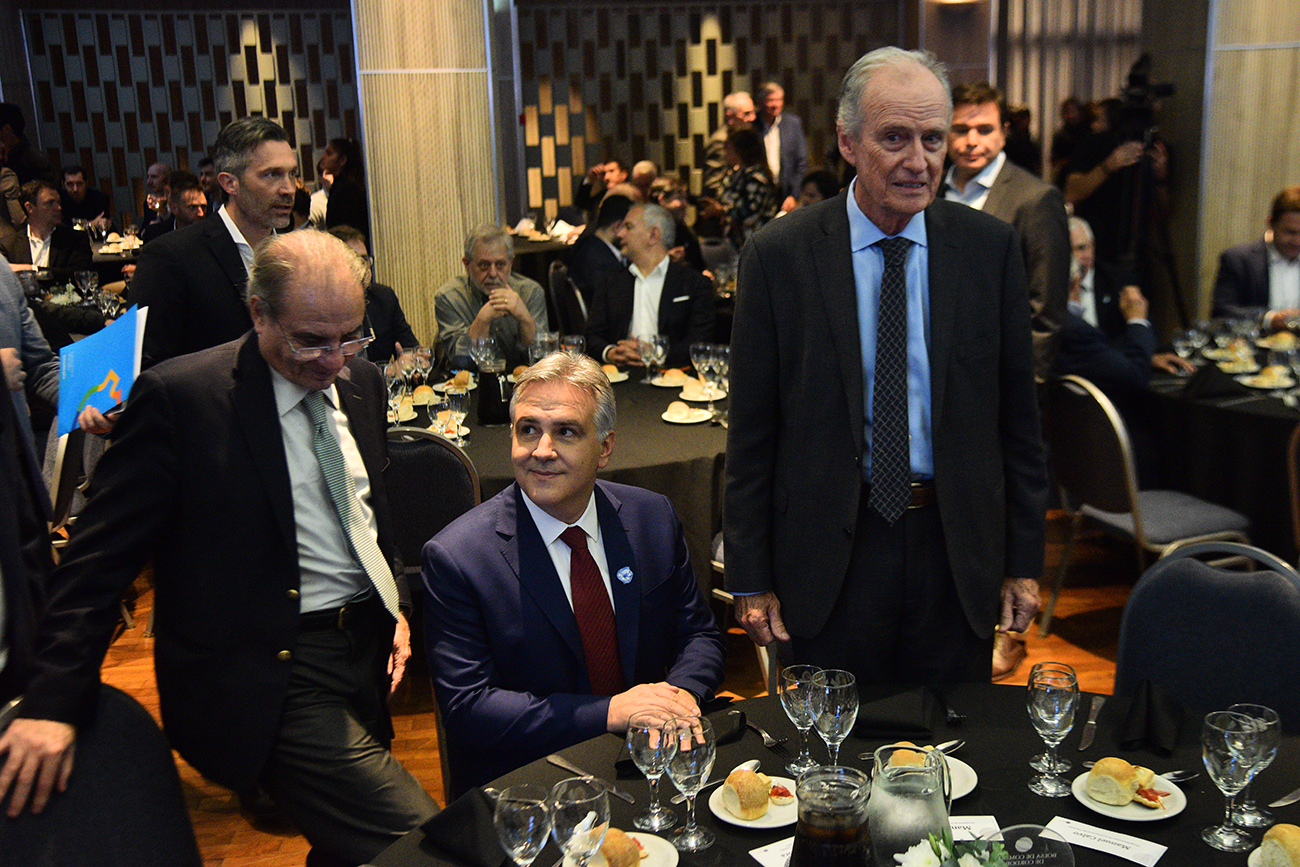 El intendente de Córdoba y candidato a gobernador por Hacemos Unidos por Córdoba, Martín Llaryora, disertó en la Bolsa de Comercio. (Pedro Catillo / La Voz)