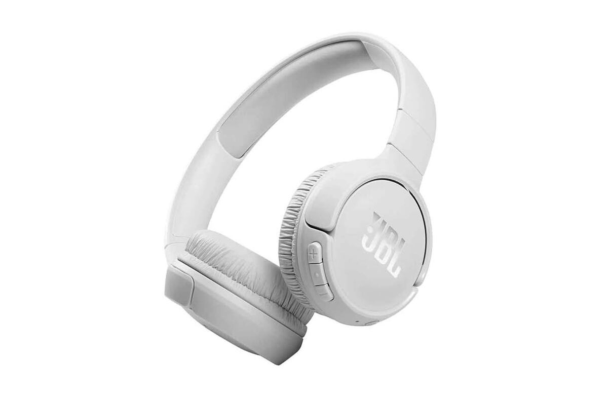 JBL 520BT.