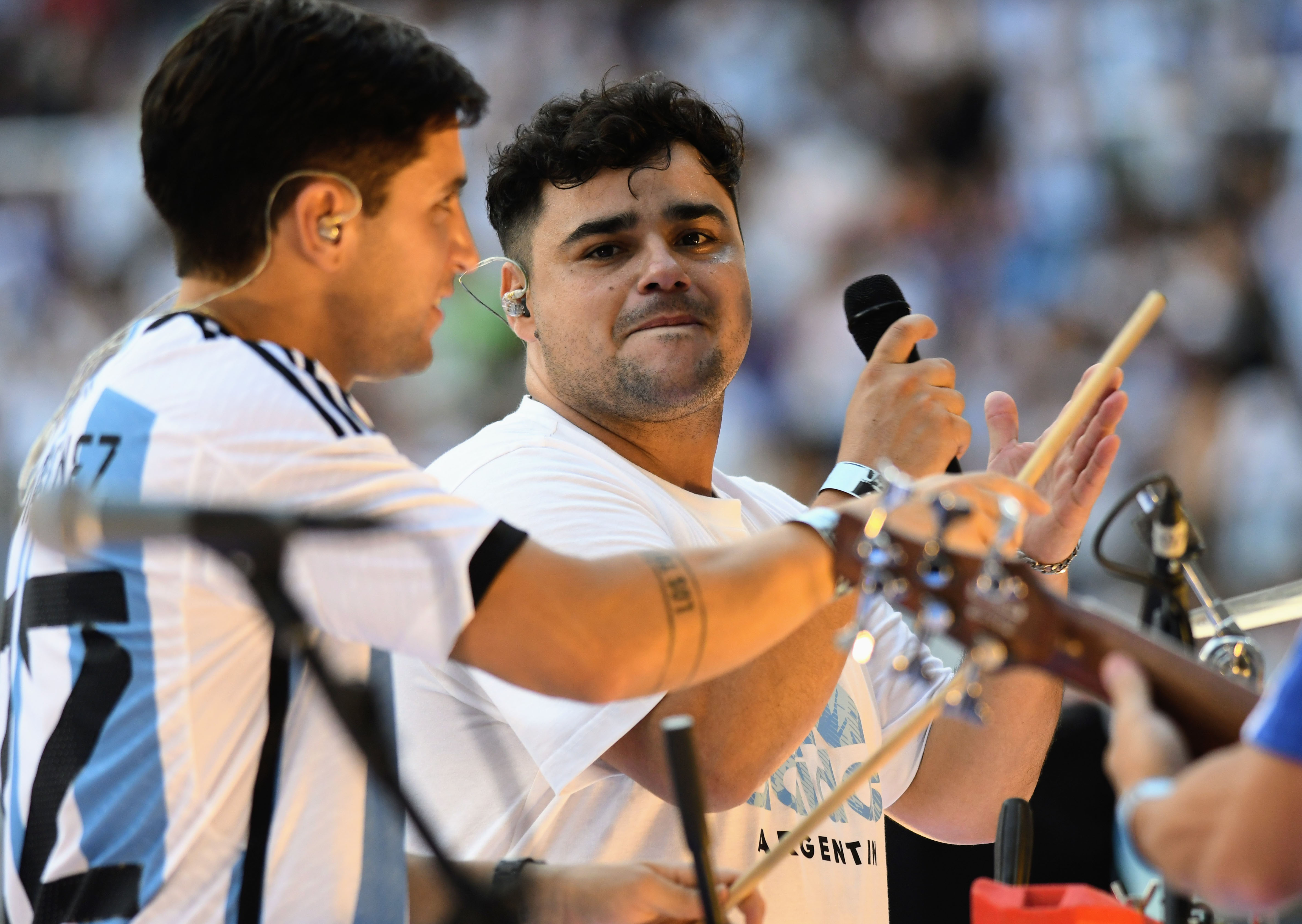 Los Totoras, banda de cumbia que estuvo en Santiago. (Fotobaires).