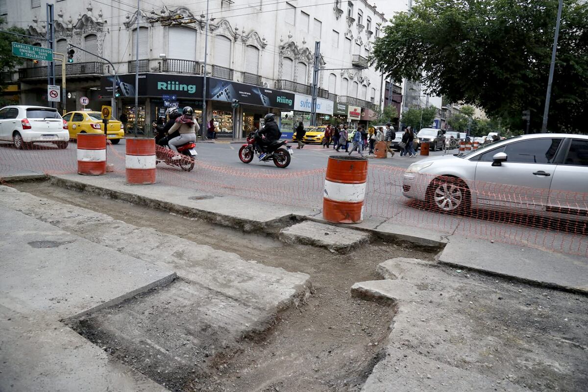 Corte vial parcial en Colón y General Paz por obras de Epec. (La Voz)