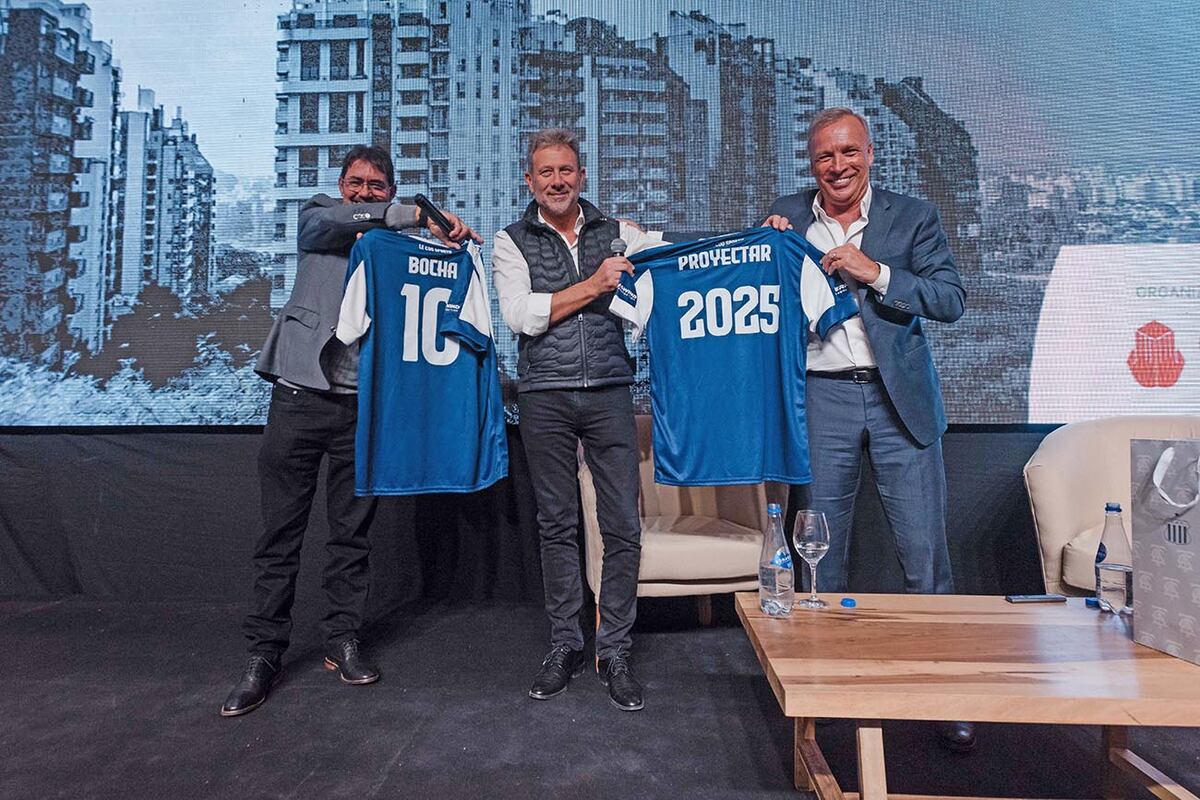 El presidente de Talleres, Andrés Fassi, y el periodista Carlos “Bocha” Houriet hablaron sobre la gestión profesional.