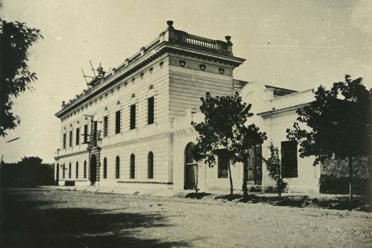 El edificio de la ANC en 1887. (Fototeca ANC)