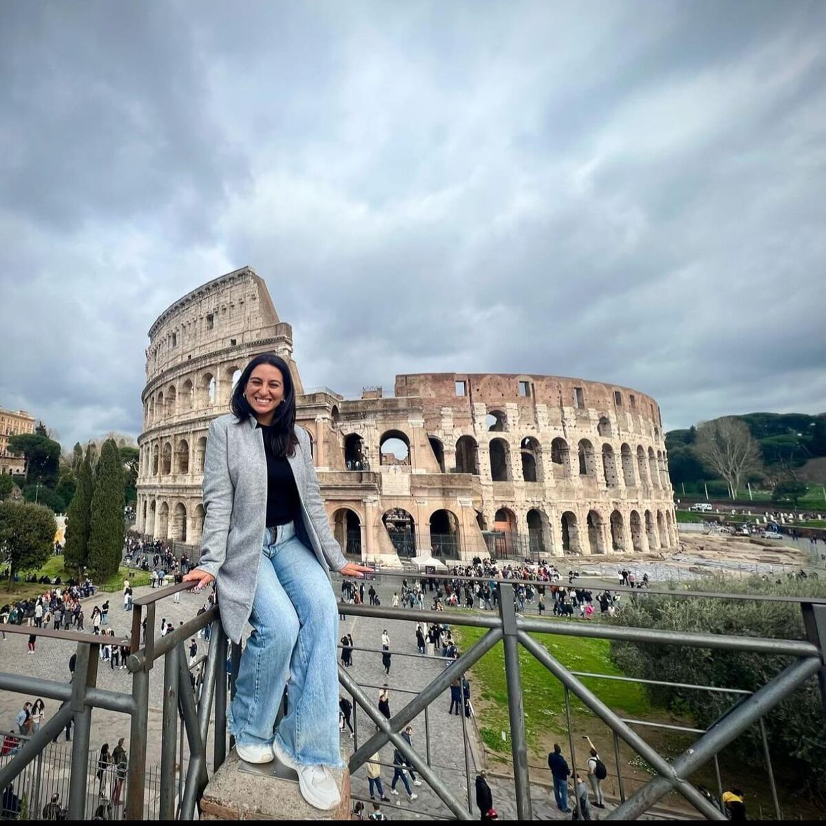 Vanesa en el Coliseo, Italia.