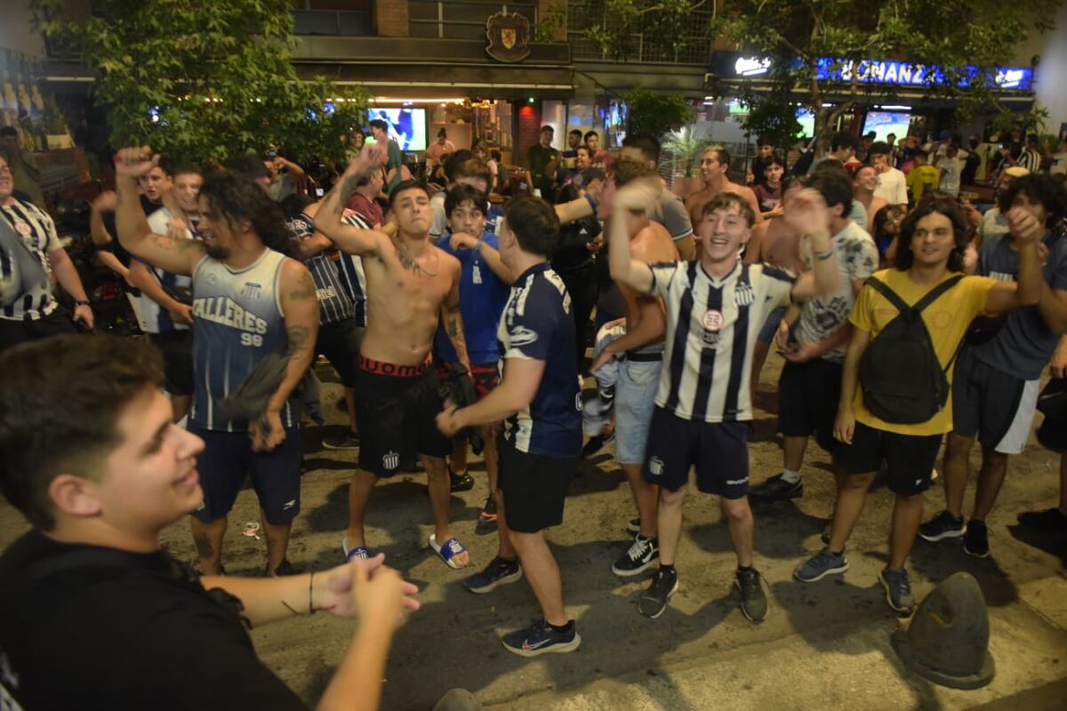 Festejos en Córdoba de los hinchas de Talleres (Javier Ferreyra/La Voz)