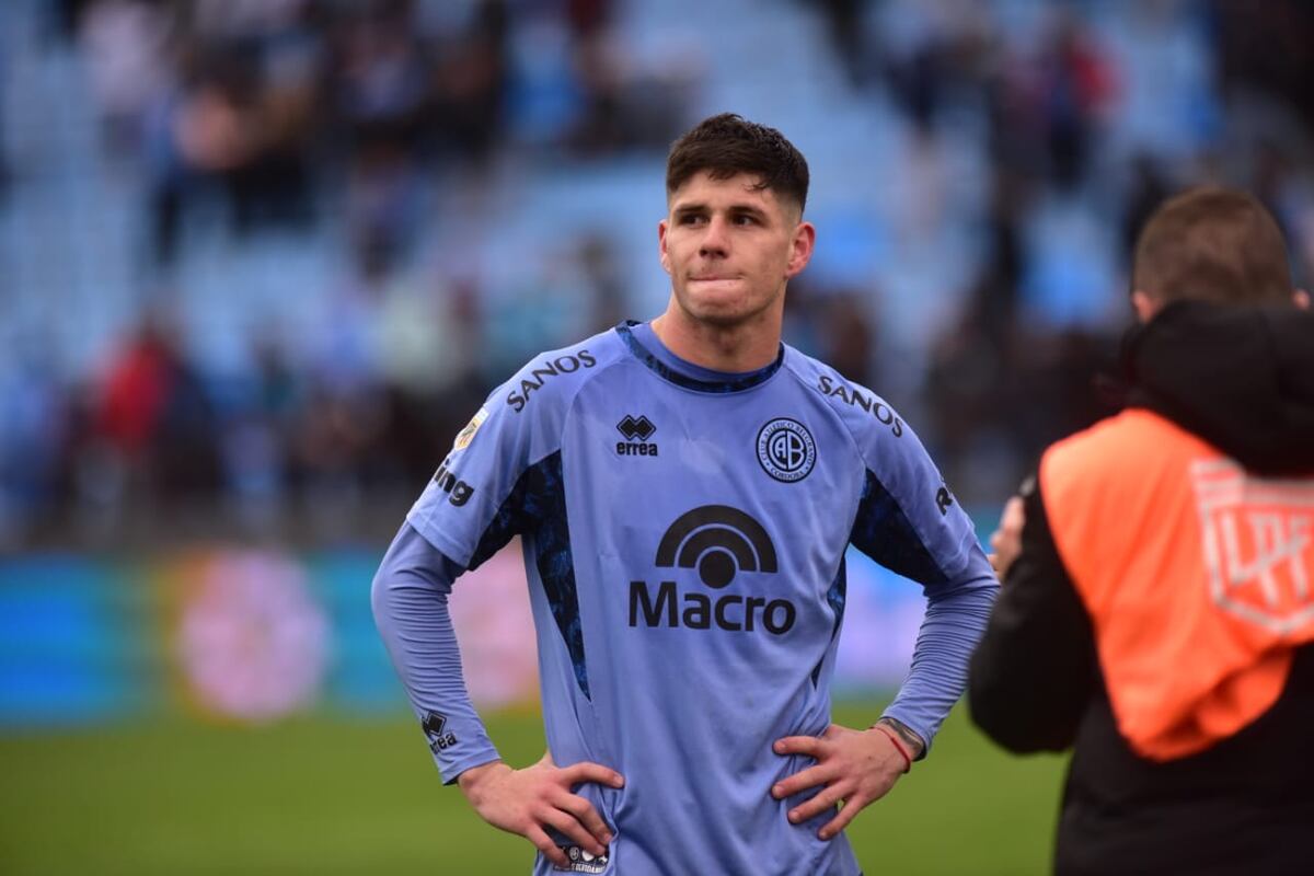 La despedida de Bruno Zapelli en Belgrano, en el Gigante de Alberdi, en el partido ante San Lorenzo, por la Liga Profesional. (Javier Ferreyra / La Voz)