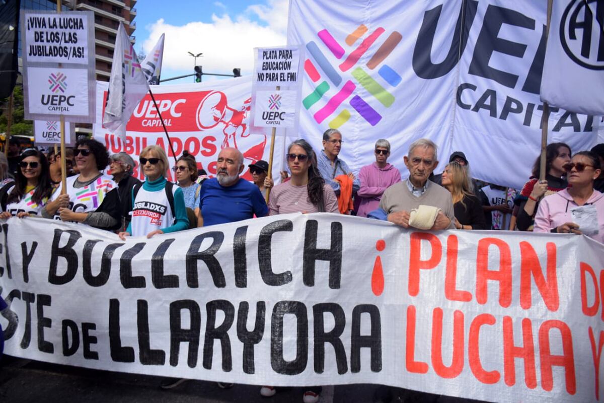 Paro. El paro genera de este jueves tendrá dispar acatamiento en Córdoba, donde habrá transporte público de pasajeros. (José Gabriel Hernández)