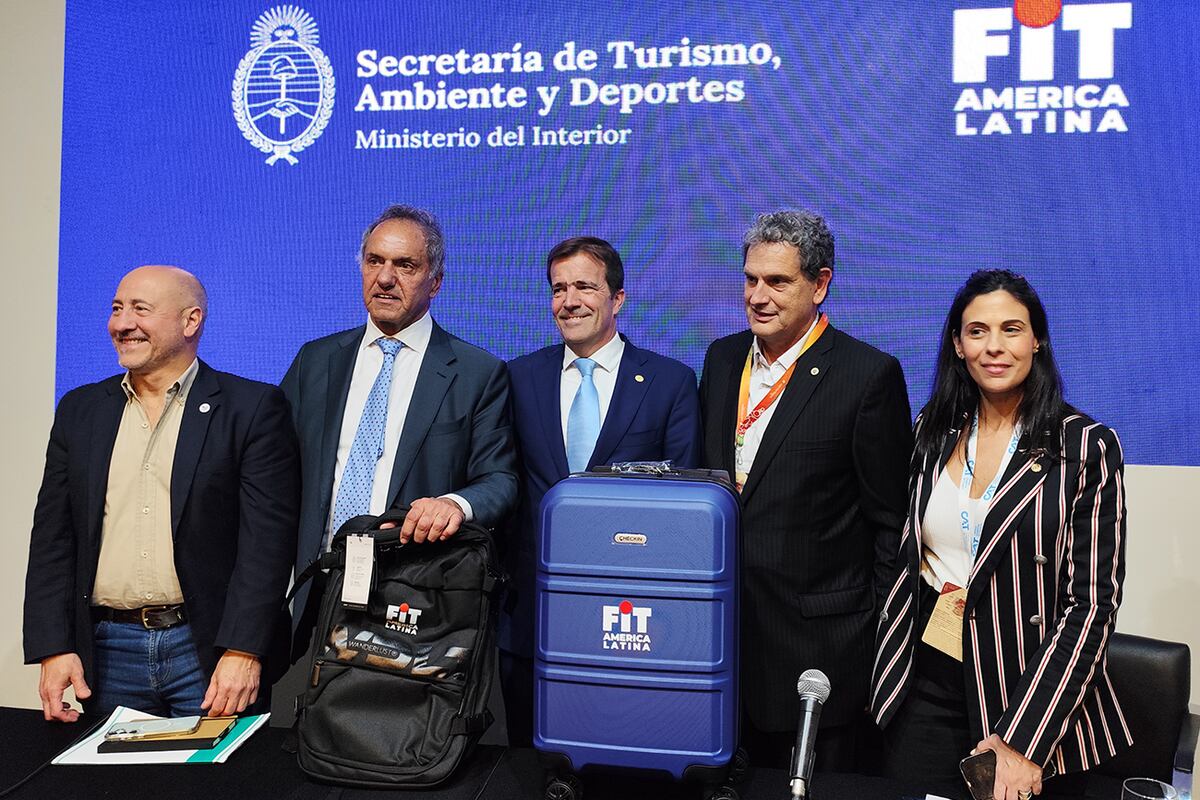 El secretario de Turismo, Ambiente y Deportes, Daniel Scioli, estuvo en la FIT 2025.