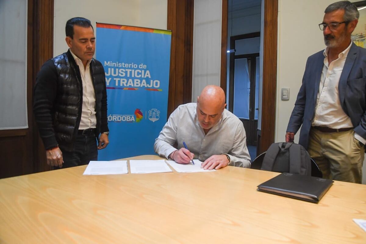 Desde FETAP resolvieron dejar sin efecto las medidas comunicadas públicamente y referidas a la suspensión del boleto educativo Cordobés. (Gobierno de Córdoba)