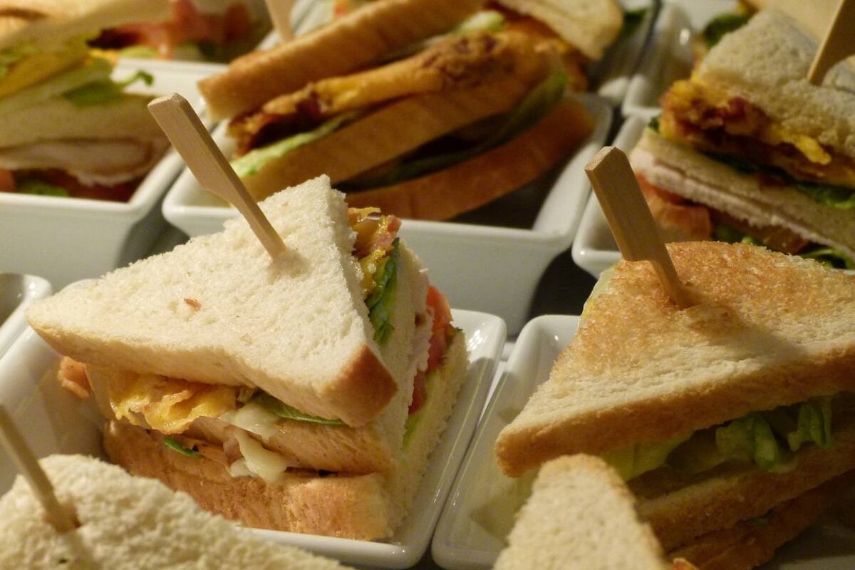 Gran sándwich de pan, un clásico de Doña Petrona que resistió más de 90 años. (Pixabay)