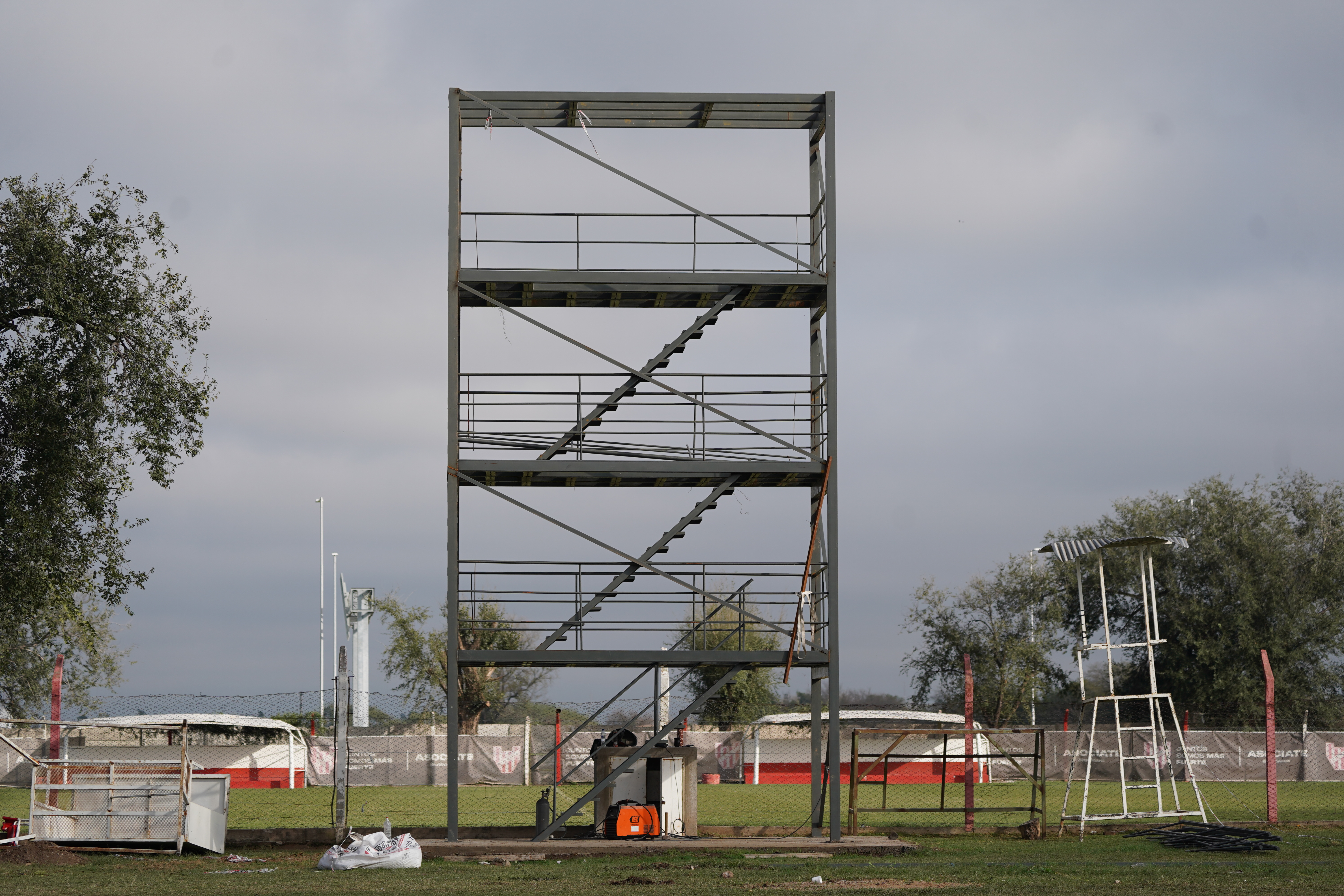 Así quedó la torre que será utilizada por los camarógrafos en La Agustina. (Foto: Prensa IACC).