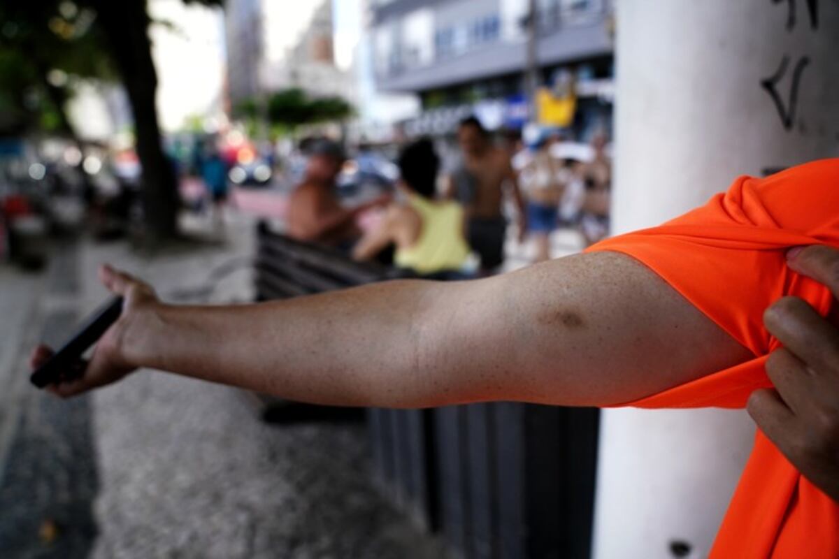 Brutal pelea por dos choclos entre un turista argentino y la dueña del puesto (Gentileza: Clarín)