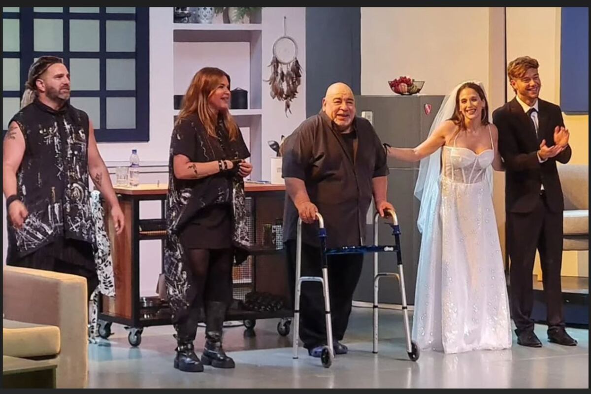 "Suspendan la boda", obra con Nazarena Vélez y Roly Serrano (Instagram).