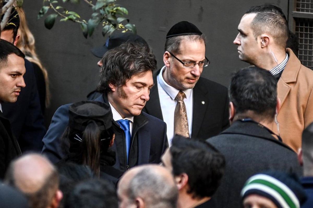 Con la presencia del presidente Javier Milei y su gabinete, la comunidad judía recuerda a las víctimas del atentado a la AMIA. (La Voz)