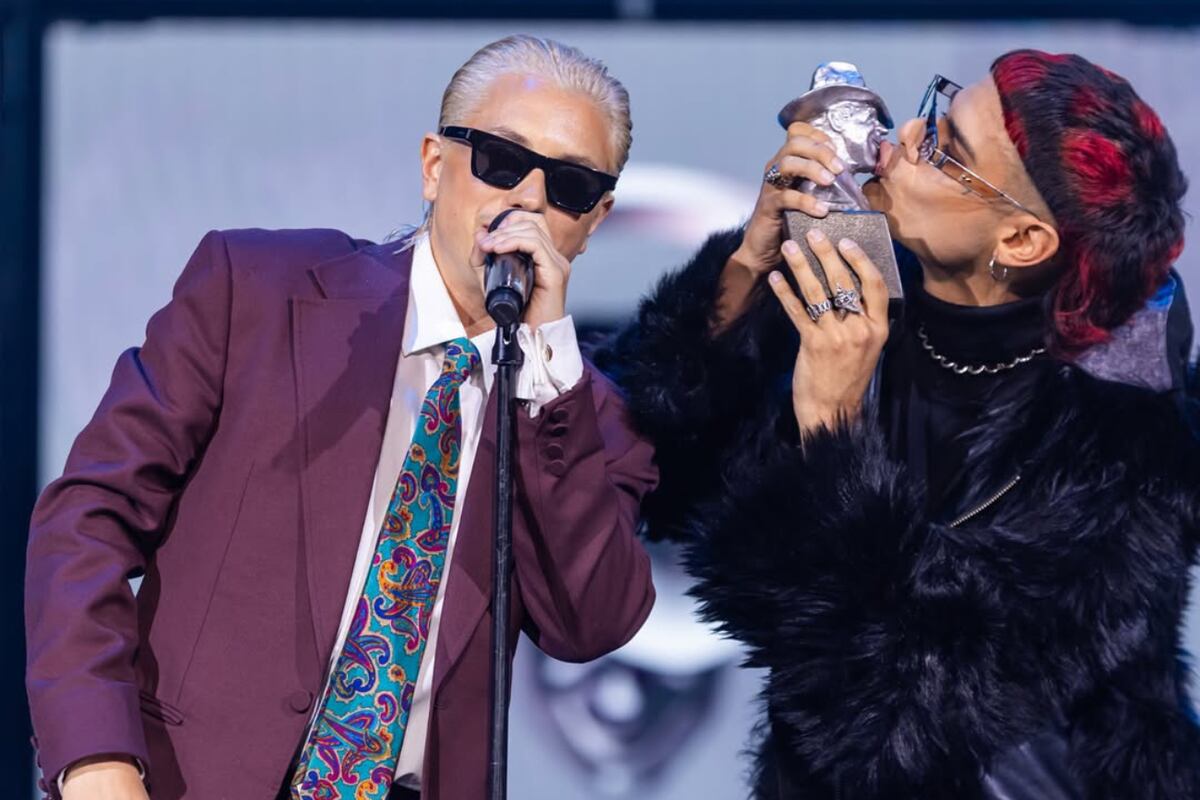 Paco Amoroso y Ca7riel en los premios Gardel 2025. (Instagram)