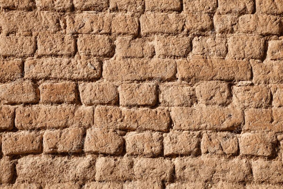 El ladrillo de adobe está hecho con arcilla y arena secado al sol. Foto: Pixabay / Grupo Edisur