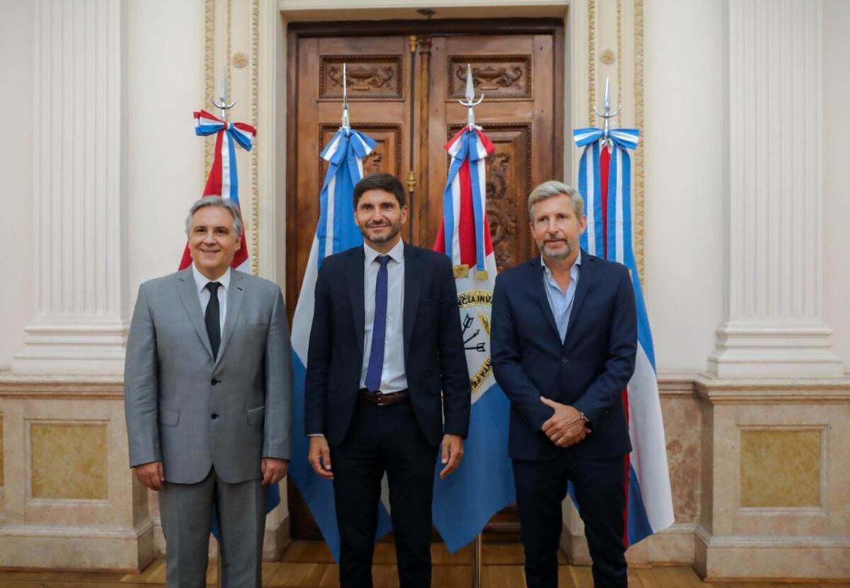 Críticas. Martín Llaryora, Maximiliano Pullaro y Rogelio Frigerio cuestionarán en Córdoba el excesivo "centralismo" de la gestión del presidente Javier Milei. (Prensa Gobierno de Córdoba / Archivo)