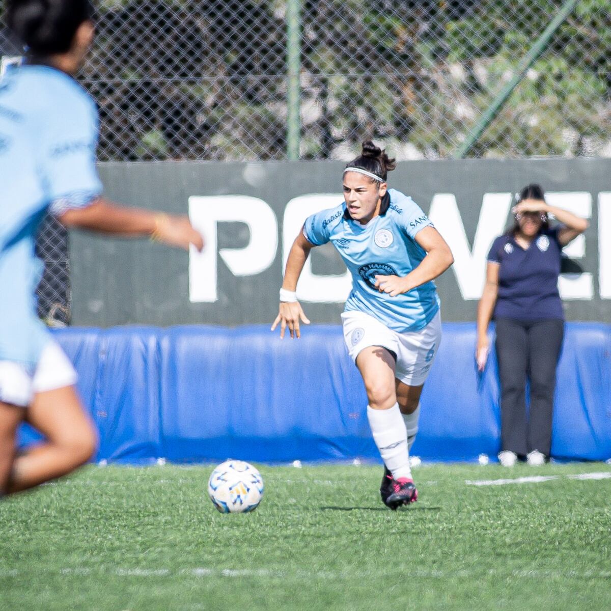 Fátima Barone, defensora uruguaya de Belgrano (Prensa Belgrano)