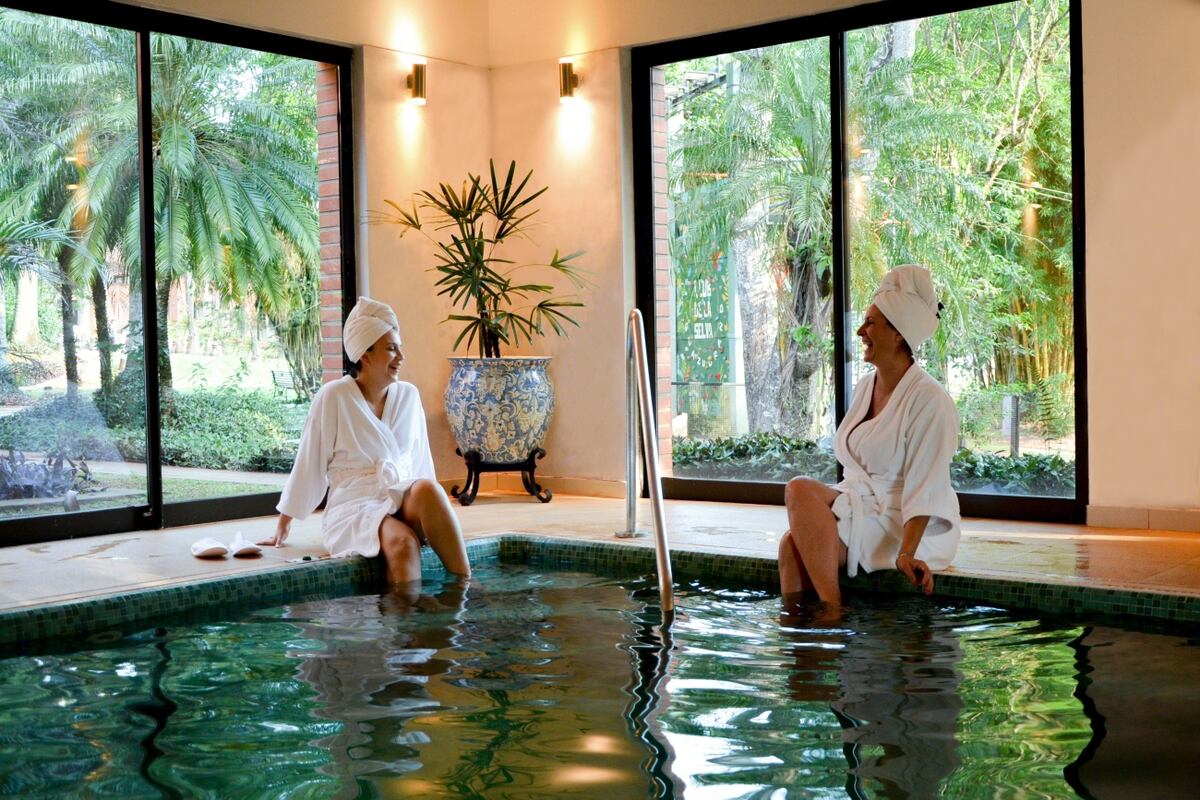 Servicios como piletas climatizadas, sauna, spa y otros suman para la categorización y cada vez generan más demanda. (Imagen ilustrativa)