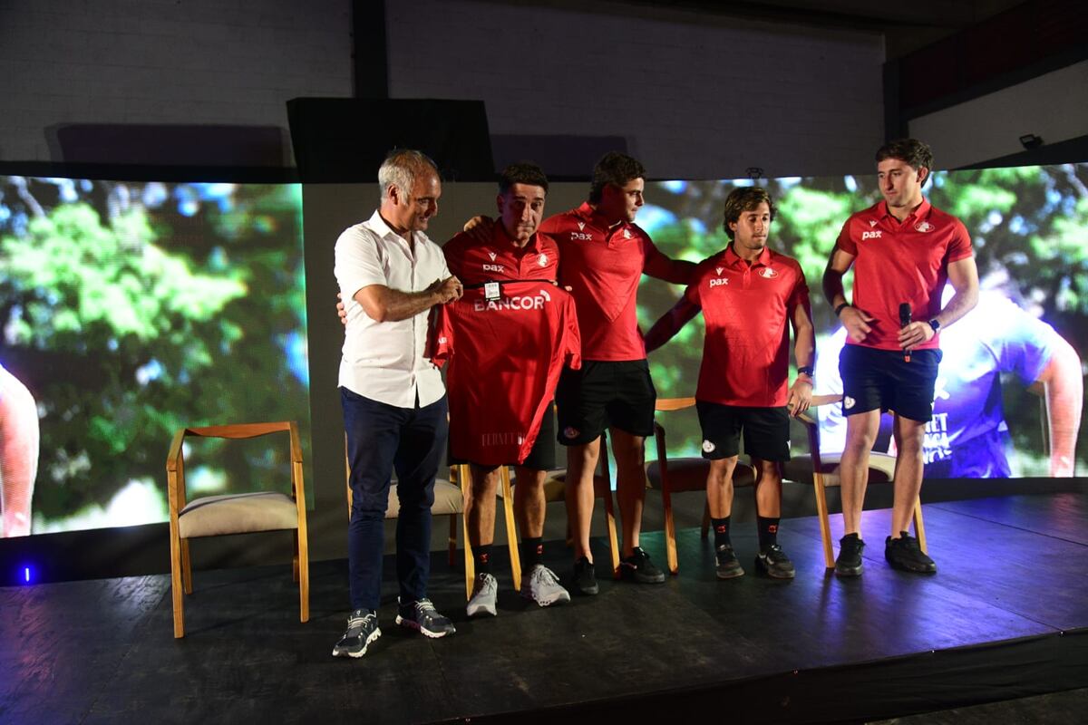 Se presentó oficialmente a Dogos XV de cara al Súper Rugby Américas 2026. (Javier Ferreyra / La Voz)