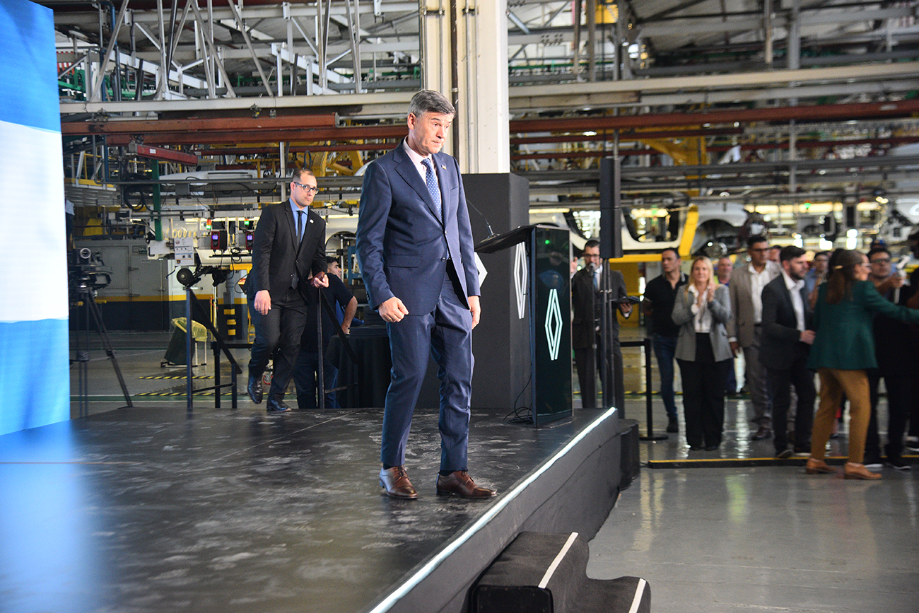 Presentación en la planta de Renault de Santa Isabel de nuevas inversiones para fabricar una pick up. (Pedro Castillo / La Voz)
(Pedro Castillo / La Voz)