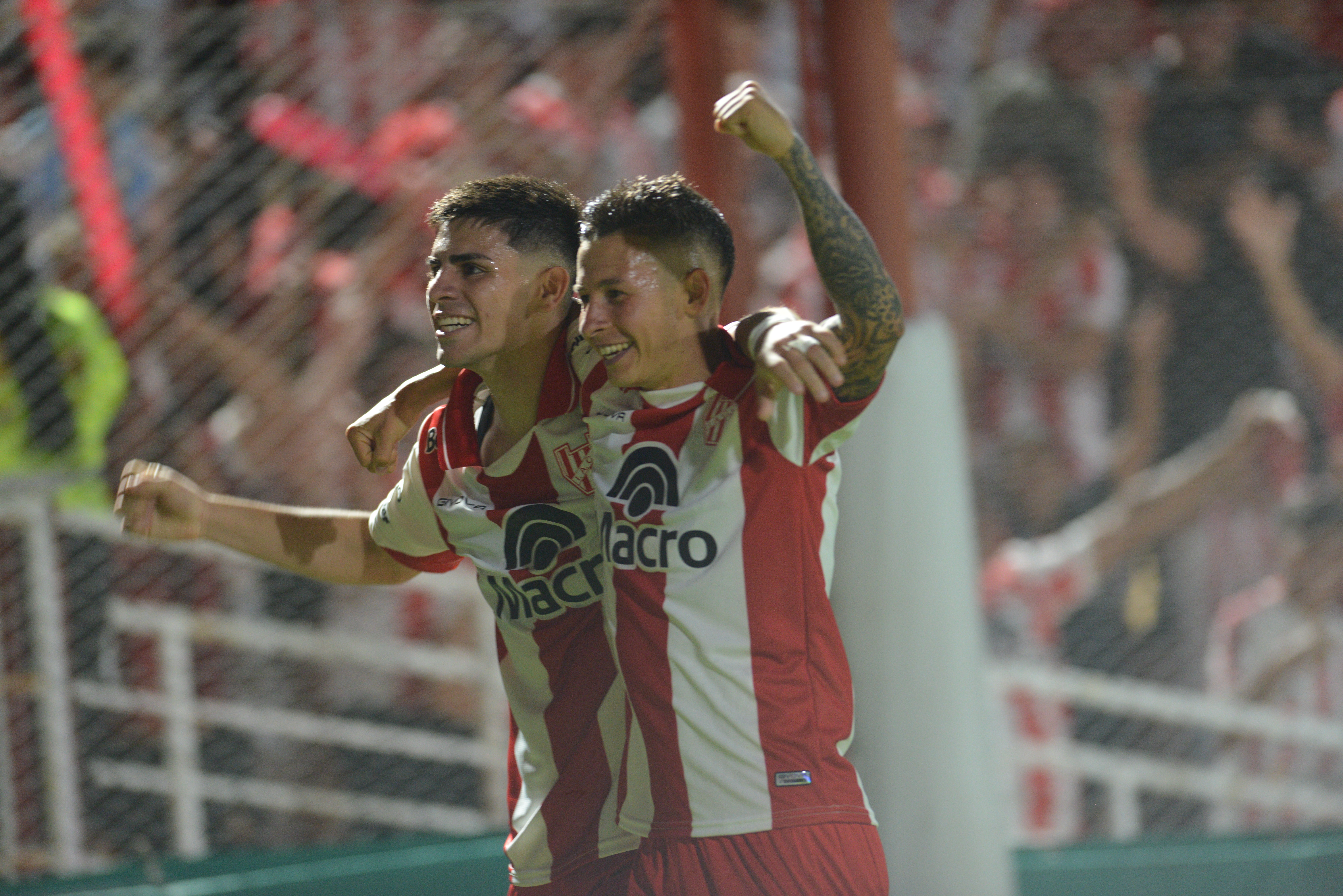 Instituto mostró su mejor cara jugando en Alta Córdoba. Foto Javier Ferreyra