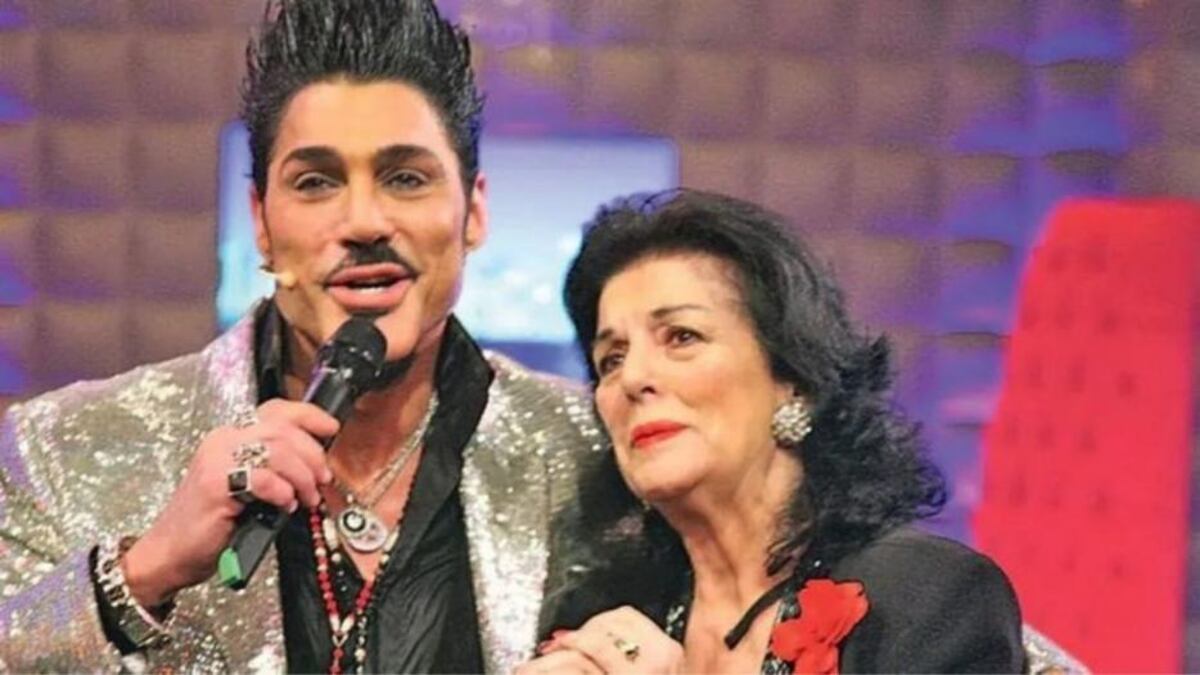 Marta Fort durante su participación en el programa que conducía su hijo.