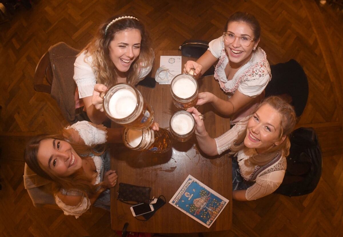Día Internacional de la Cerveza. (AP / Archivo)