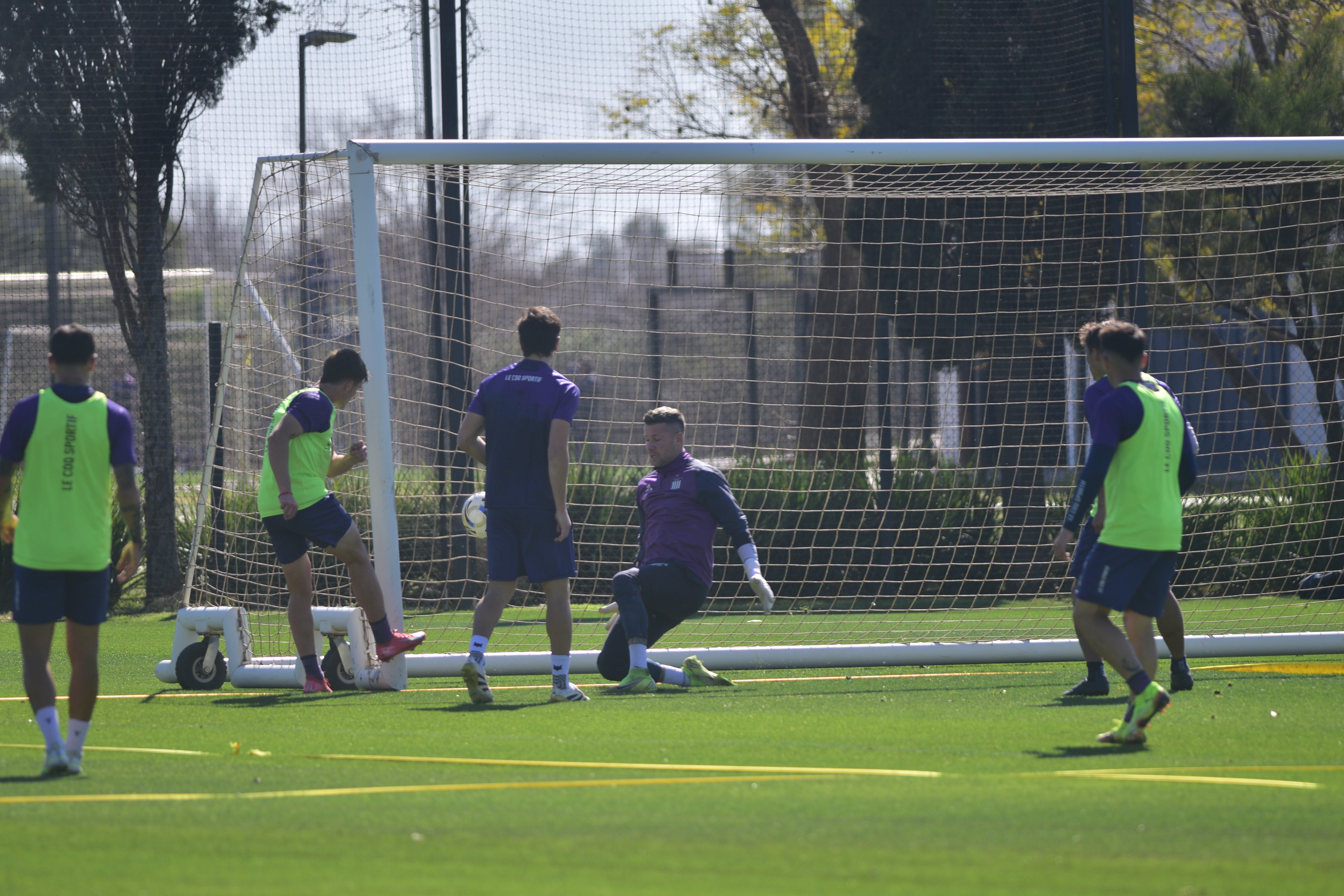 Entrenamiento abierto de Talleres con el presidente Andrés Fassi en el CARD. (Pedro Castillo / La Voz)