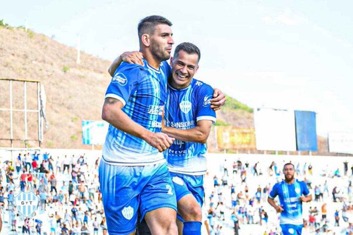 Milán anotó el gol del triunfo del Albo, que le permite sostener su ilusión de llegar a la final del Federal A. (Prensa Gimnasia y Tiro)