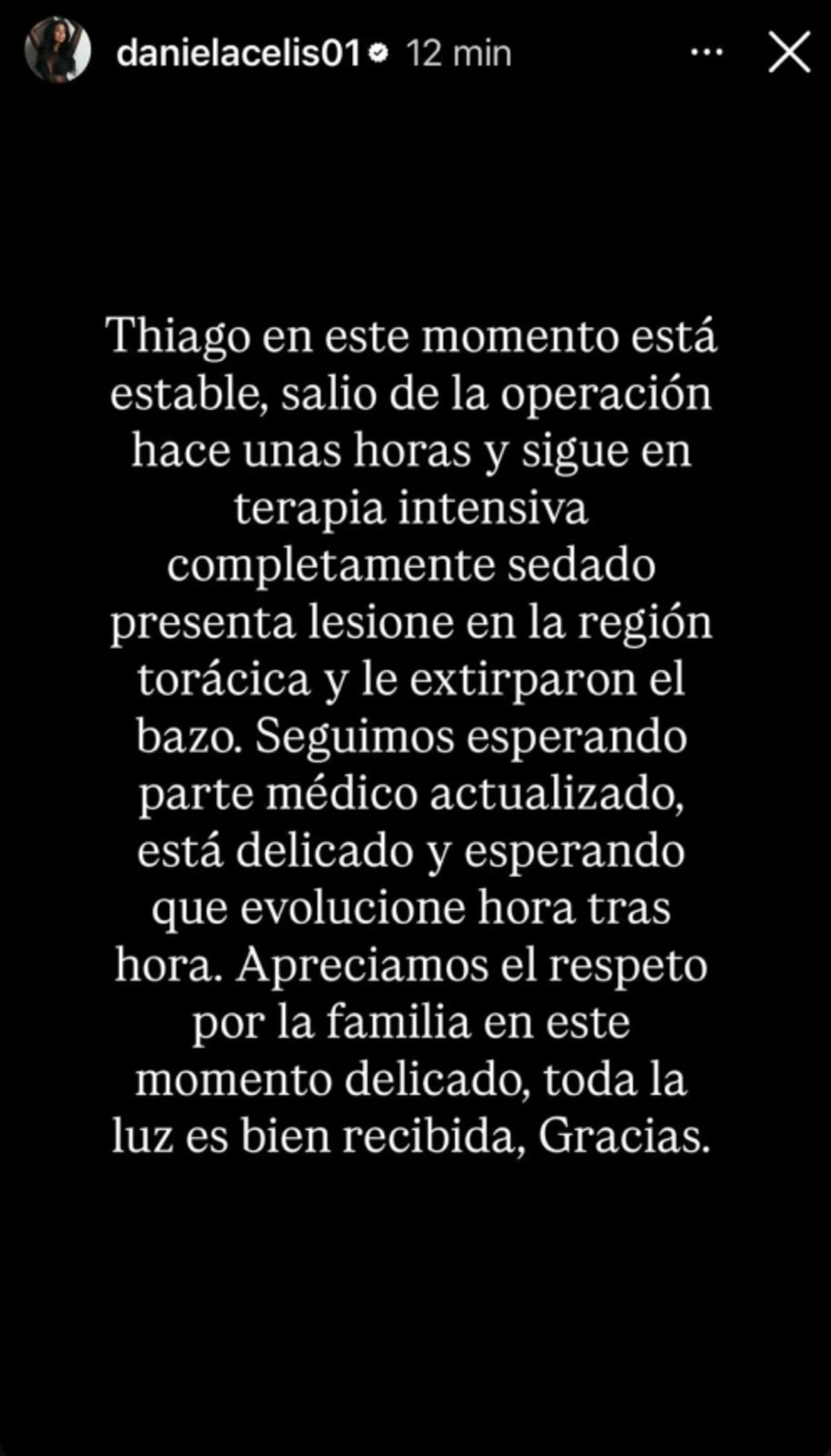 La historia que compartió Daniela Celis desde la clínica donde está internado Thiago Medina. (Captura)