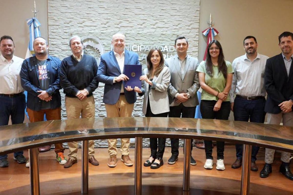 La Universidad Siglo 21 anunció la construcción de un Campus Universitario en el PILT.