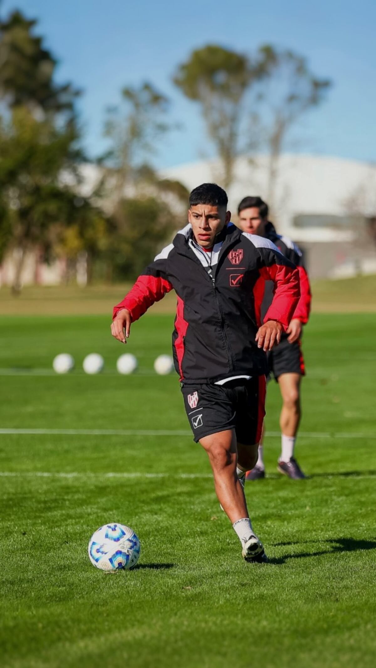 Hugo Rojas, volante central de Instituto de 19 años, oriundo de Jujuy. Pasó por River y selecciones nacionales juveniles. (Instagram Hugo Rojas).