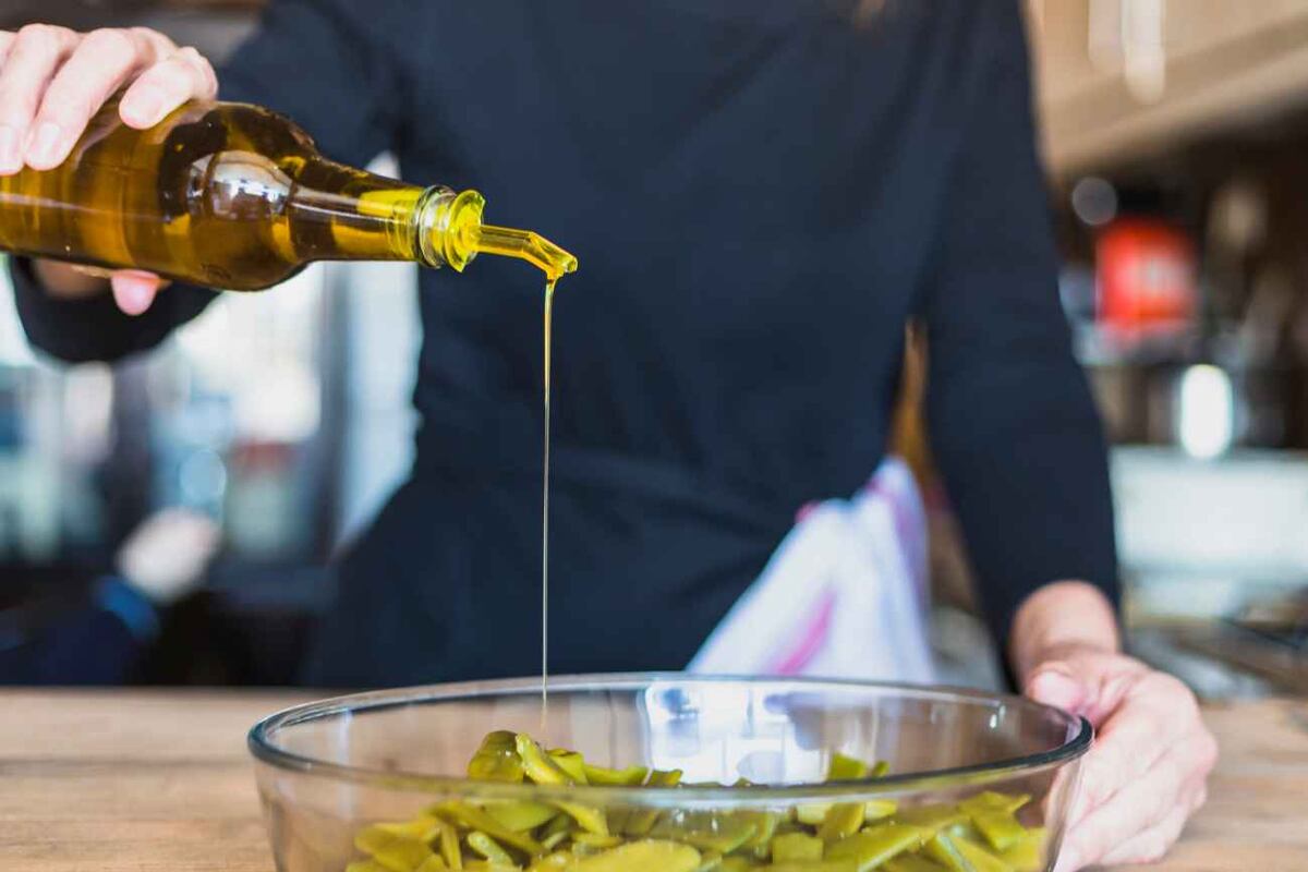 No todos los aceites son iguales. Cuál es el que cuida la salud y cuál el que aguanta la fritura. (Freepik)