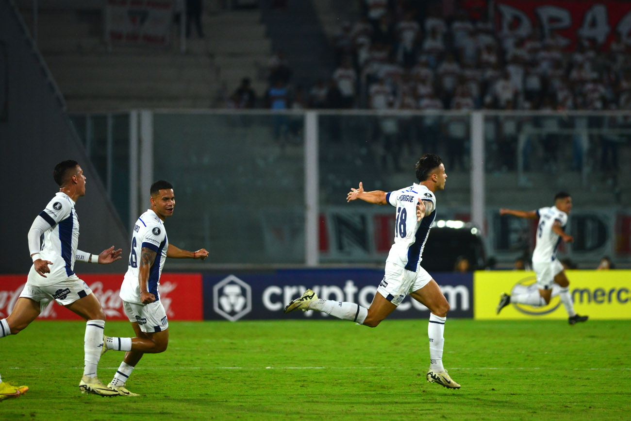 Talleres le ganó a São Paulo, en duelo por la primera fecha del Grupo B de la Copa Libertadores 2024. Ramiro Ruíz Rodríguez y su primer gol en Talleres. Pudo hacer dos más. Entró por el lesionado Ramón Sosa y en ese rol, su actuación en Libertadores, fue auspiciosa. (Nicolás Bravo / La Voz)