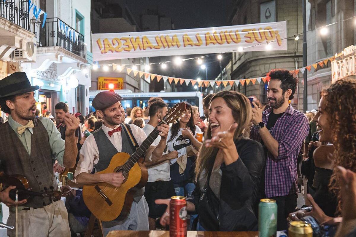 Navidad de la Milanesa organizada por Bullanga Milanga en el centro de Córdoba