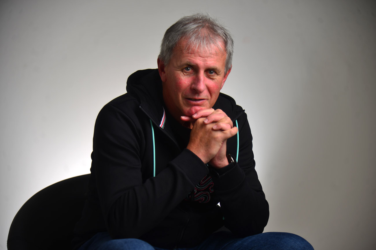Héctor Arzubialde, nuevo DT de Racing.  (Nicolás Bravo / La Voz)