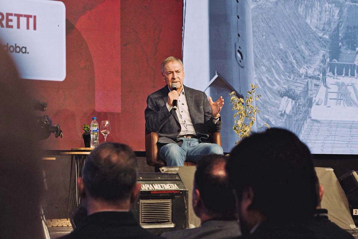 El exgobernador Juan Schiaretti destacó que el equilibrio fiscal puede convivir con la inversión en obra pública.