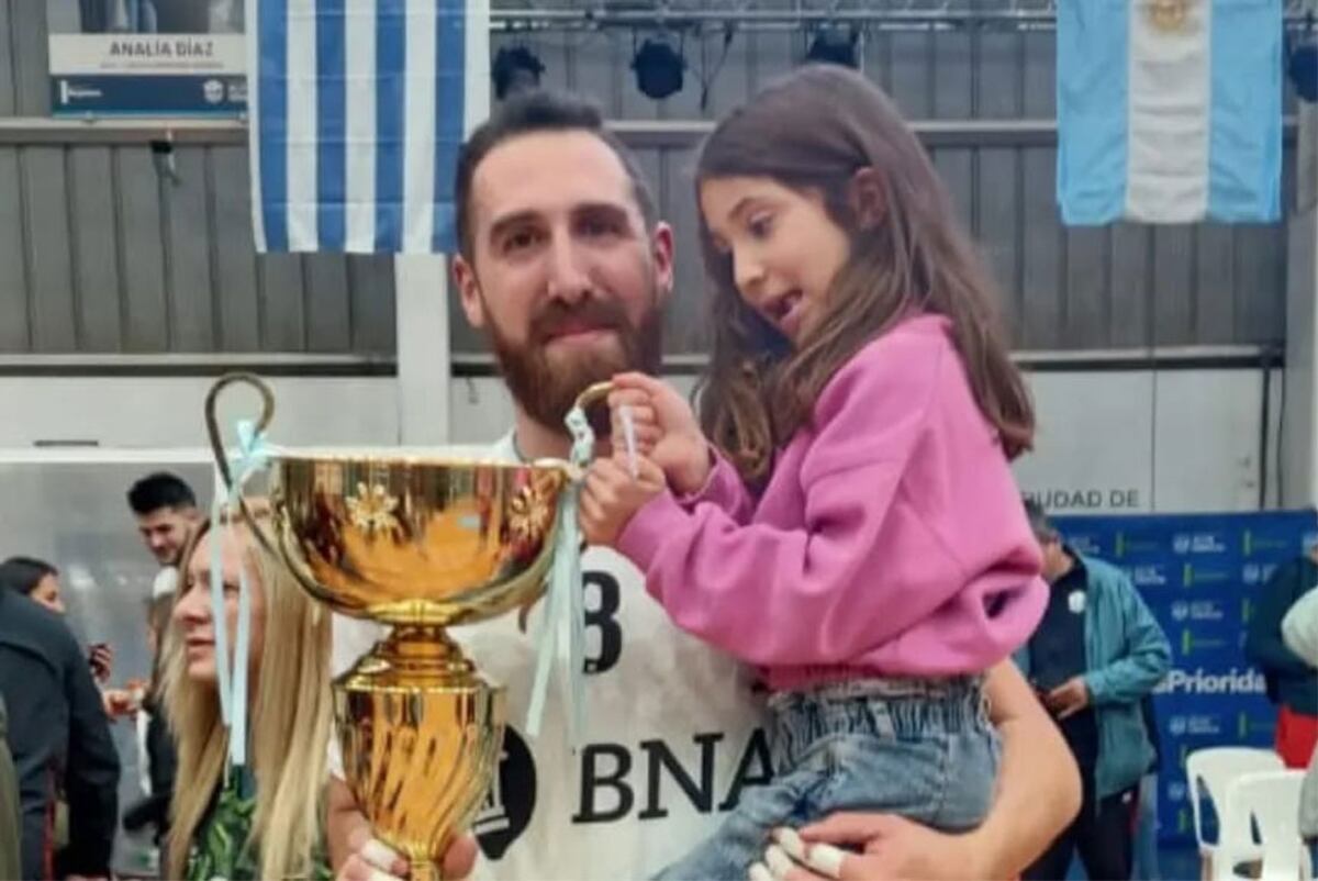 Franco pudo disfrutar de la consagración argentina junto a su hija Francisca. (Gentileza Franco Gavidia)