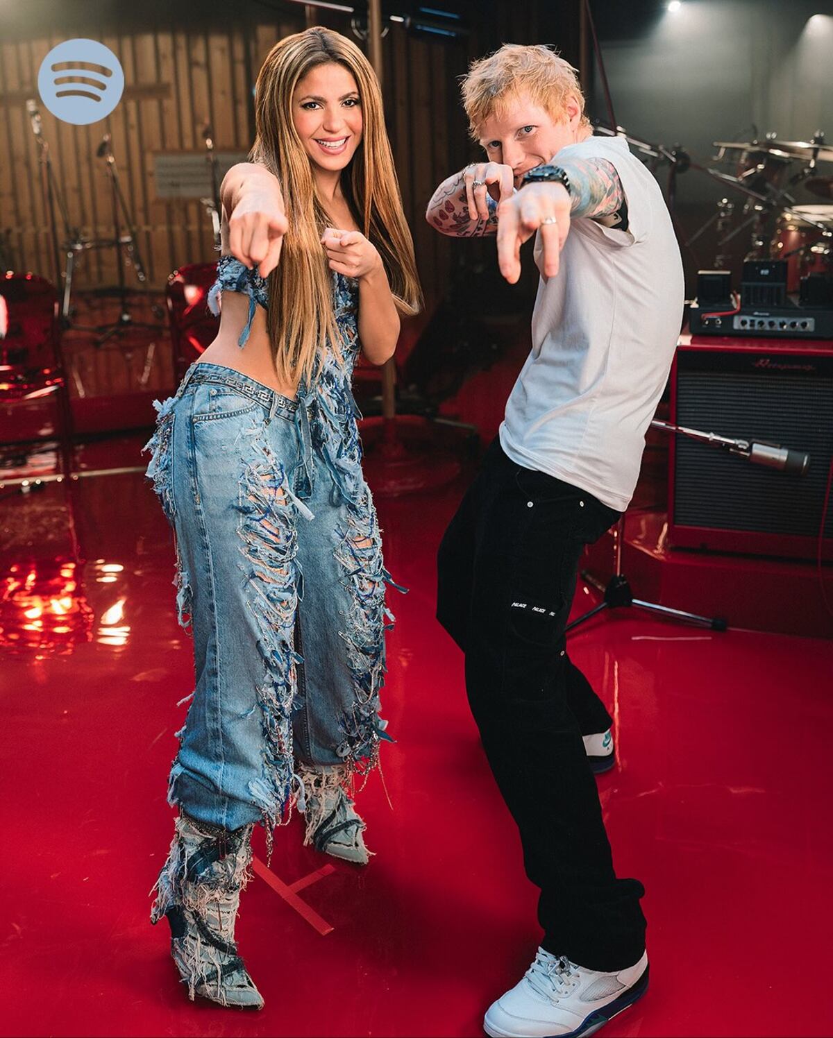Shakira reversionó varios de sus clásicos, incluido "Hips Don’t Lie" junto a  Ed Sheeran y Beéle (Instagram)